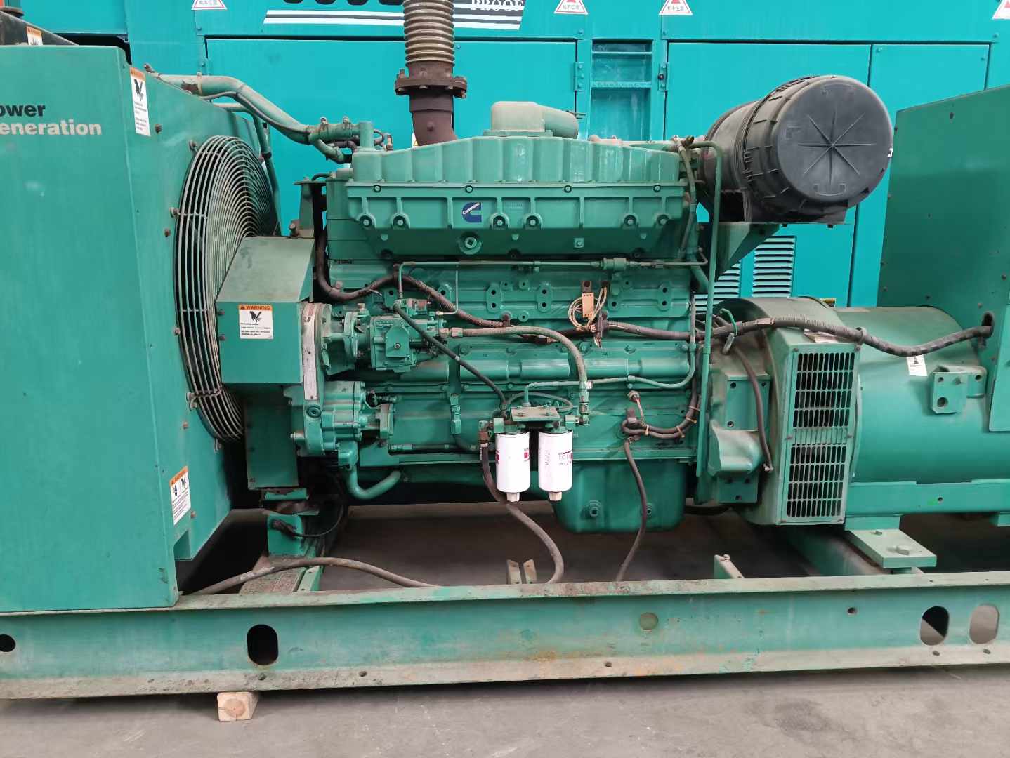马边过载会对 600kW 柴油发电机组造成哪些损害？