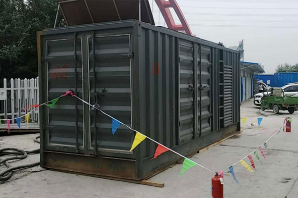 马边发电机租赁空气滤清器多久更换一次？