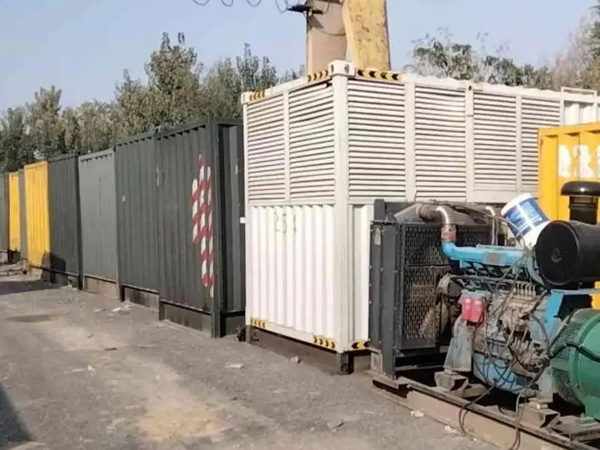 马边200KW柴油发电机机组每小时油耗是多少？